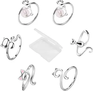6 PCS Crochet Ring for Finger Adjustable Crochet Tension Ring for Finger Cat Knitting Crochet Accessories Handmade Yarn Ring for Crocheting Cat Finger Guard Rings with Box