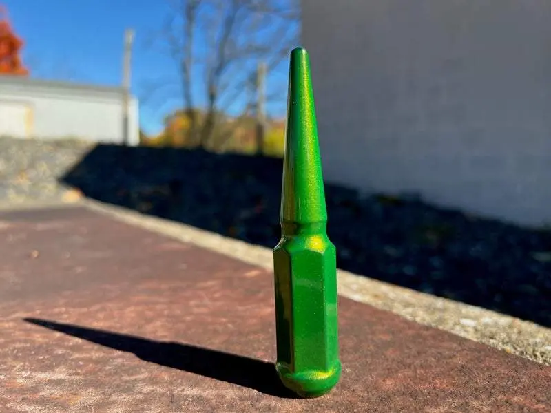 Twisted Green Apple Spike Lug Nuts