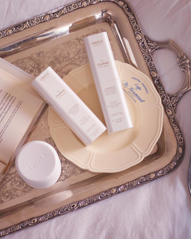 The Brightening Body Serum – Targeted Dark Spot Treatment with Vitamin C & Tranexamic Acid – Corrects Hyperpigmentation, Dark Spots & Uneven Tone – Boosts Radiance for a Brighter, Youthful-Looking Complexion – Clinical Strength Formula