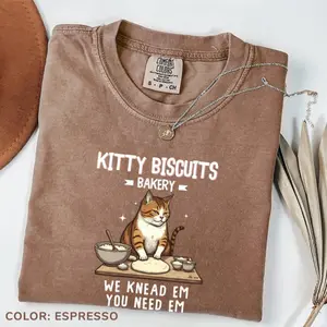 Comfort Colors Vintage  Kitty Biscuits Bakery T-shirt, Cat Mom T-shirt, Cute Cat Kneading T-shirt, Funny Cat Bakery Lover Tee, Trendy Outfits, Gift