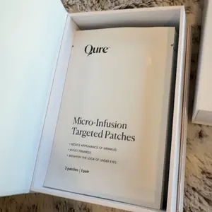 Product Review of Qure Micro-Infusion Anti Wrinkle Patches for Smile Line, Frown lines, Under Eye Bags, Puffiness, Crow's Feet - Retinol, Niacinamide, Caffeine, Peptides - Dissolvable for Overnight Use - 8 Pairs from L** G**a
