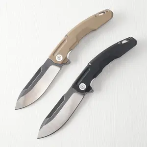 Foldable kitchen knife, high-quality blade—an essential tool for cutting meat and vegetables in the kitchen.