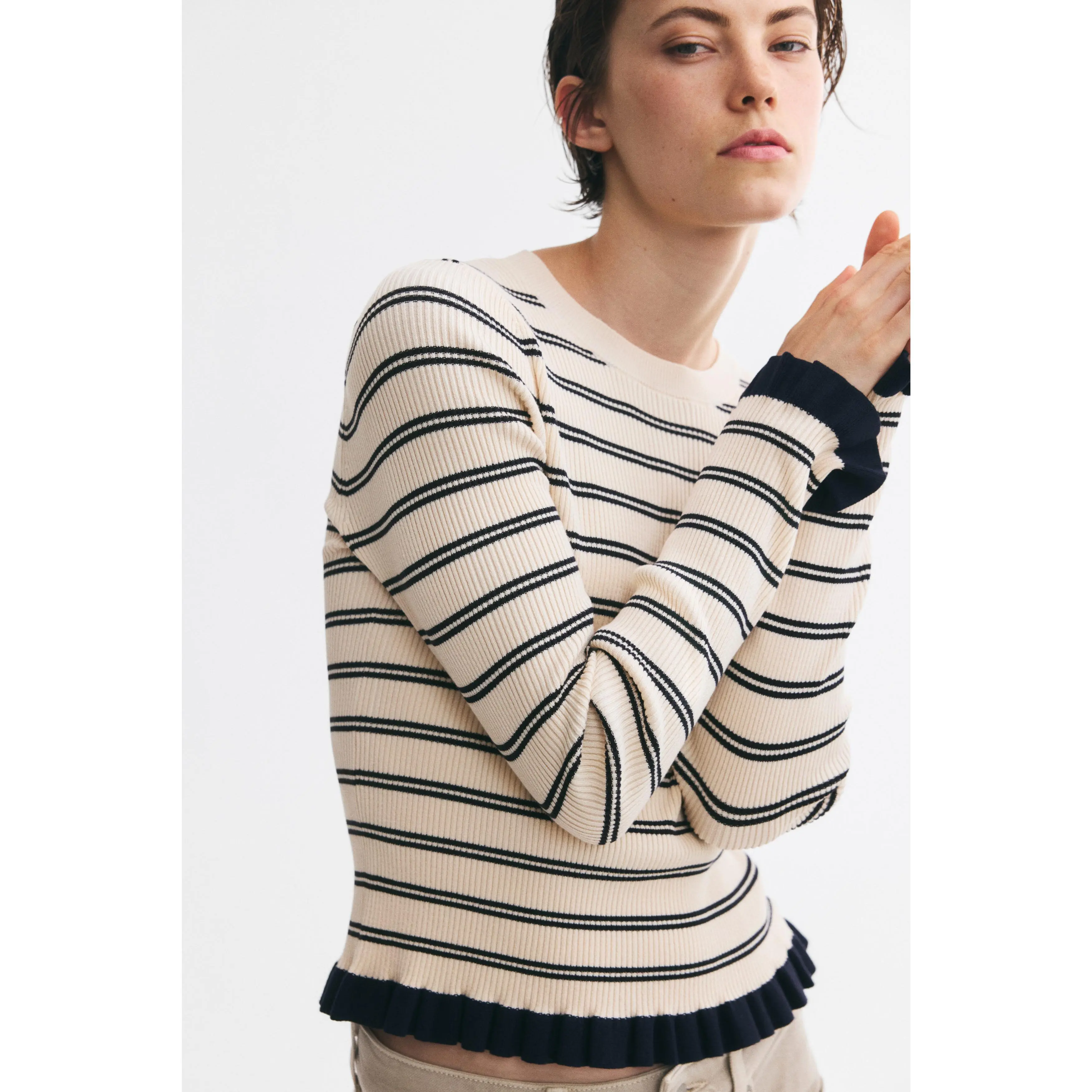 H&M Frill-trimmed rib-knit top