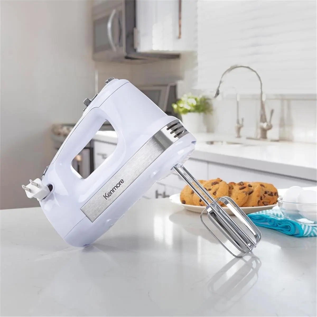Kenmore Corded Lightweight Handheld Hand Mixer - Model 6037638, White, 5 Mixing Speeds, Pulse Function, Whisk Included, Automatic Power Cord Retraction, 120V, 200W & Above, 3.9 lbs, High Powered for Everyday Jobs, Handheld Hand Mixers, High Powered Hand M