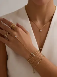 Trendy Round Rhinestone Finger Chain, Fashionable Beach Casual Style, Copper Alloy Material, All Seasons Wear, Elegant Hand Accessory