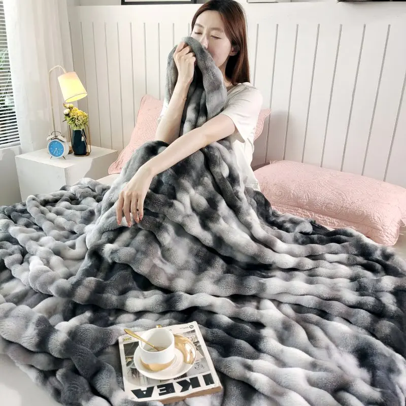 Ultra-Soft Faux Rabbit Fur Blanket, Large Plush Throw for Sofa Bed, Perfect Christmas Gift for Women, Cozy Blanket Throw, Warm Throw Blanket, Soft Blankets, Blanket for Couch