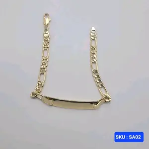 Bracelet Figaro Style Laminated Gold Teenager Size 7.5 Inches No Engraving Chain Jewelry for Teens Adjustable Size Classic Design Elegant Fashionable Accessory . No Engraving. No Gravados.