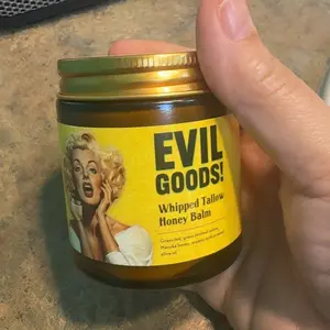 Product Review of EVIL GOODS! Whipped Beef Tallow & Manuka Honey Organic Nourishing Face Cream Moisturizer Body Lotion Skin Care Lip Balm Hydrating Moisturizing 100% Natural Ingredients - Oil from L**a