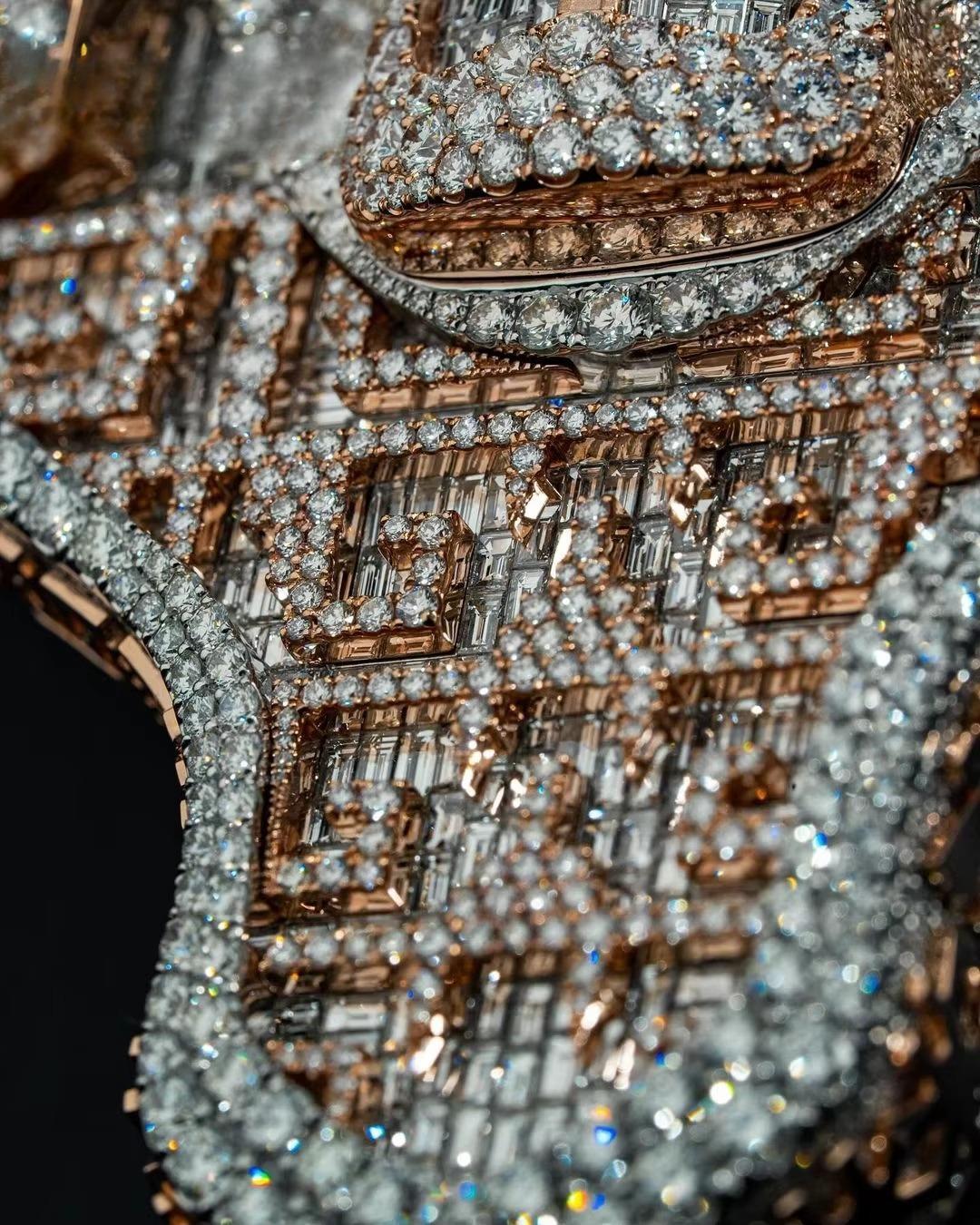 Custom Pendant Samurai Sword Anime Character Pendant - Mixed Long Stick Bread and Round VVS Lab Diamond Hip Hop Pendant Luxury High-End Pendant, Father's Day Valentine's Day Anniversary Gift