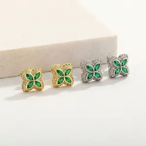 Unisex 14K Gold-Plated Four-Leaf Clover-Shaped Diamond-Encrusted Minimalist Lucky Stud Earrings Made of Hypoallergenic Material