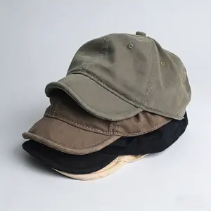 Retro Short-Brimmed Baseball Cap — Unisex Soft-Brimmed Baseball Cap for All Seasons (Spring/Summer) — Washed & Distressed Soft-Top Workwear-Style Hat