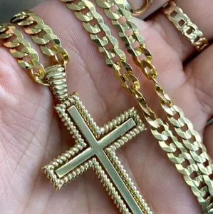 necklace whit cruze