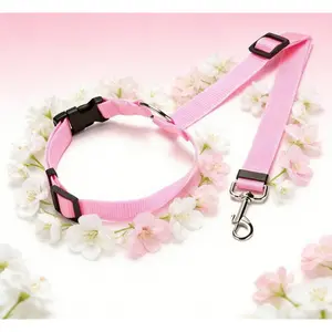 1 piece pet car safety belt, dog vehicle leash, retractable rear seat pet tether, adjustable safety belt, shock-absorbing car safety strap, easy-to-use pet safety accessory, suitable for dog outings, daily walking and outdoor travel,Daily Walking Safety