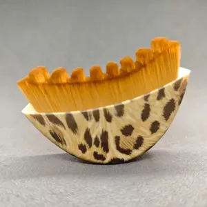 Facial lymphatic shaping brush for sculpting the jawline and chin, dry brush massager for lymphatic drainage and relieving facial fatigue, ergonomically designed for precise skin contact, single beauty roller for daily use