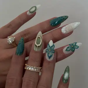 Translucent Jade Green Elegant Press On Nails, 3D Hand-Painted Magnolia with Metal Oval Frame, Gradient Leopard & Snake Texture Long Almond Removable False Nails, Perfect for Date, Commute, Party, Afternoon Tea & Travel, with Jelly Glue and Nail File