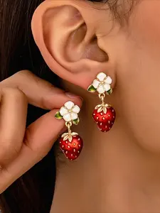 1 Pair of Fashionable and Cute Fruit Strawberry Flower Drip Oil Earrings with Creative Design, Feminine Temperament, Party and Vacation Earrings, Dainty Fashion Jewelry