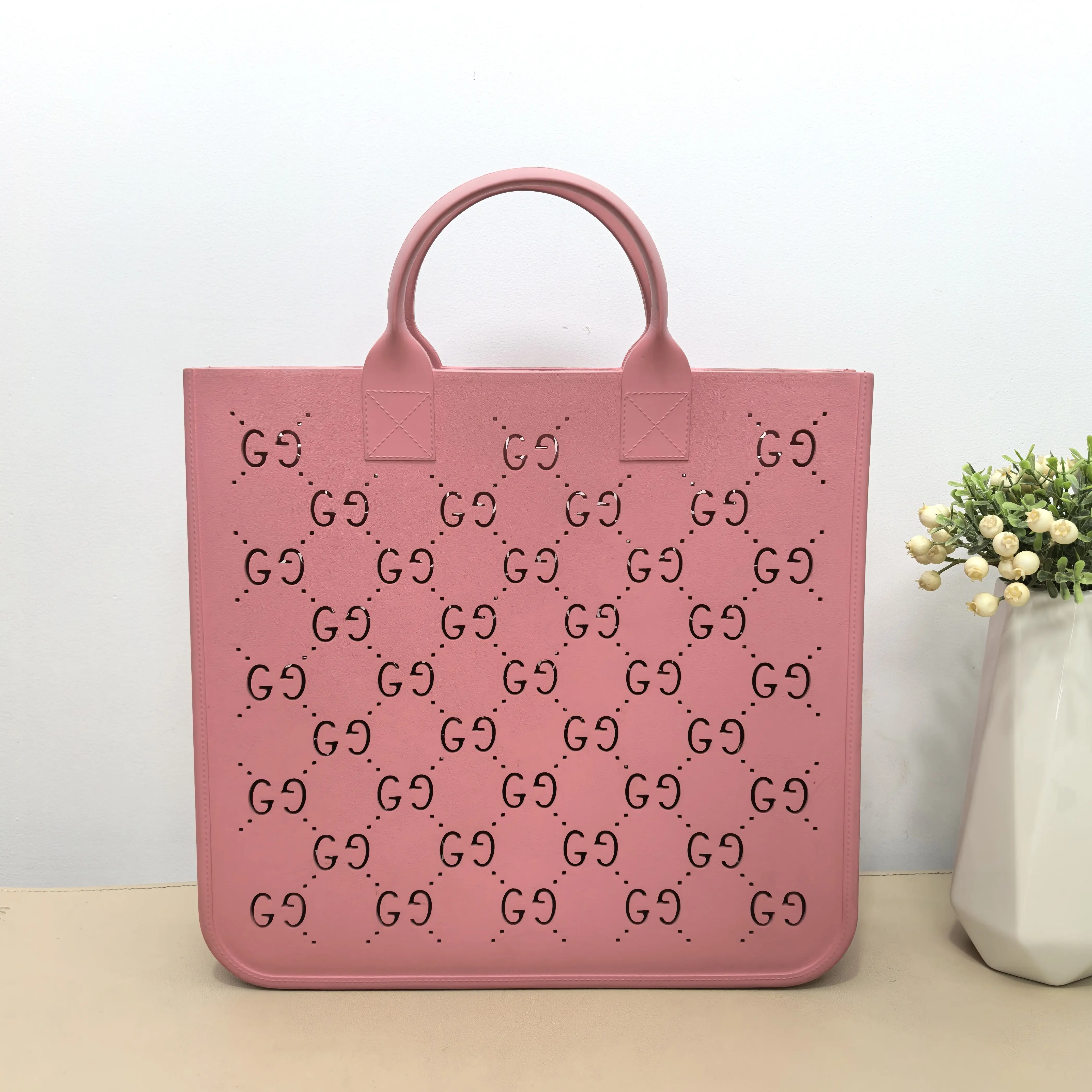 Pre-owned GUCCI Rubber Top Handle Bags Pink Perforated Interlocking GG Tote Handbag B8062504