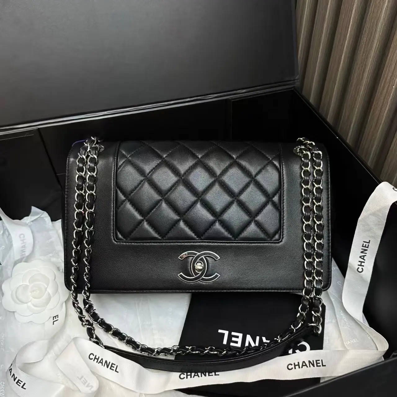 Pre-owned CHANEL CF rectangular flap, silver hardware, double chain strap, lambskin quilted bag, timeless designer flap bag