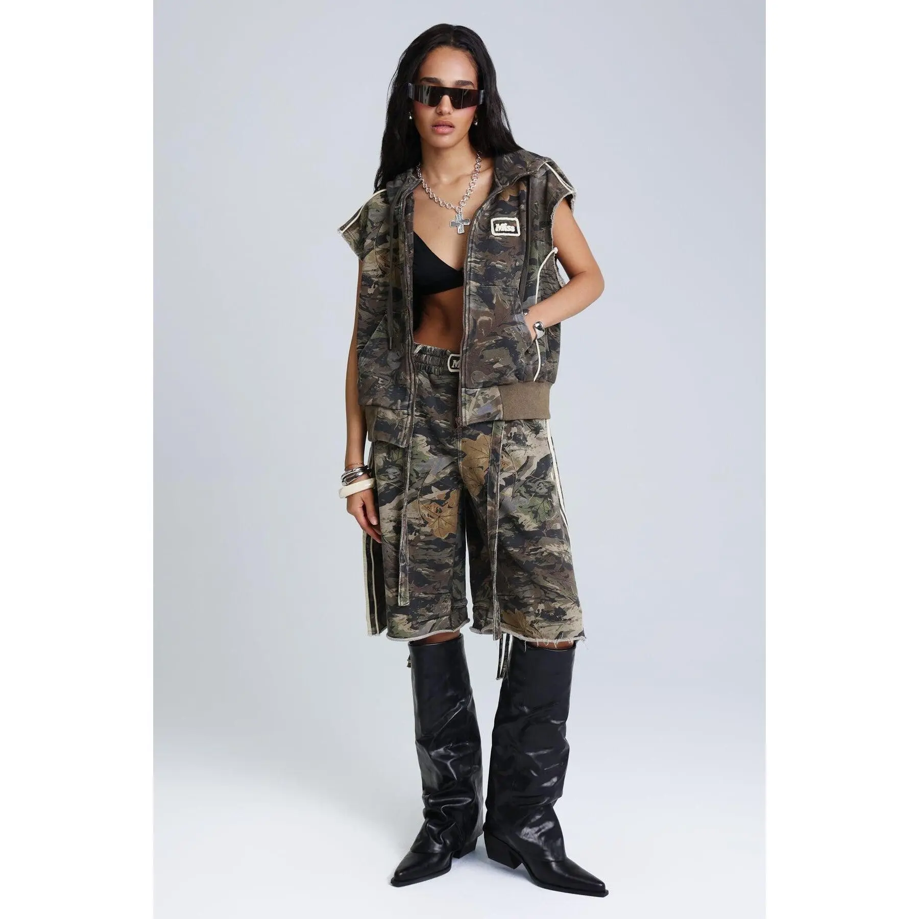 Manhunt Camo Baggy Short