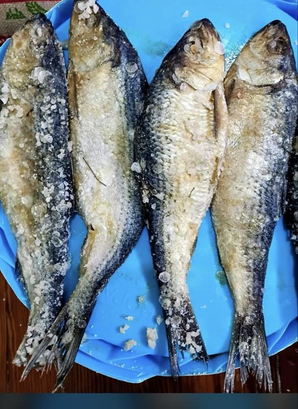 4 pcs Hareng sel ak Tête.