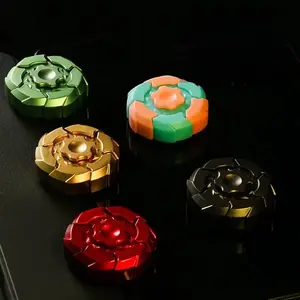 Advanced technology bulletproof armor, finger rotation, magnetic suction to open armor, fingertip gyroscope for stress relief, creative and cool fun.