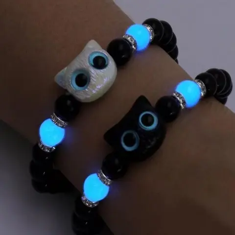 Cute Cat Charm Decor Glow in The Dark Design Beaded Bracelets, Fashionable Bracelet Style with Charms, Trendy All-match & Exquisite Jewelry for Women & Men As Jewelry Gifts for Party, Daily Clothing Decor