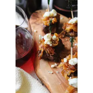 Wine and Honey Carmelized Onions