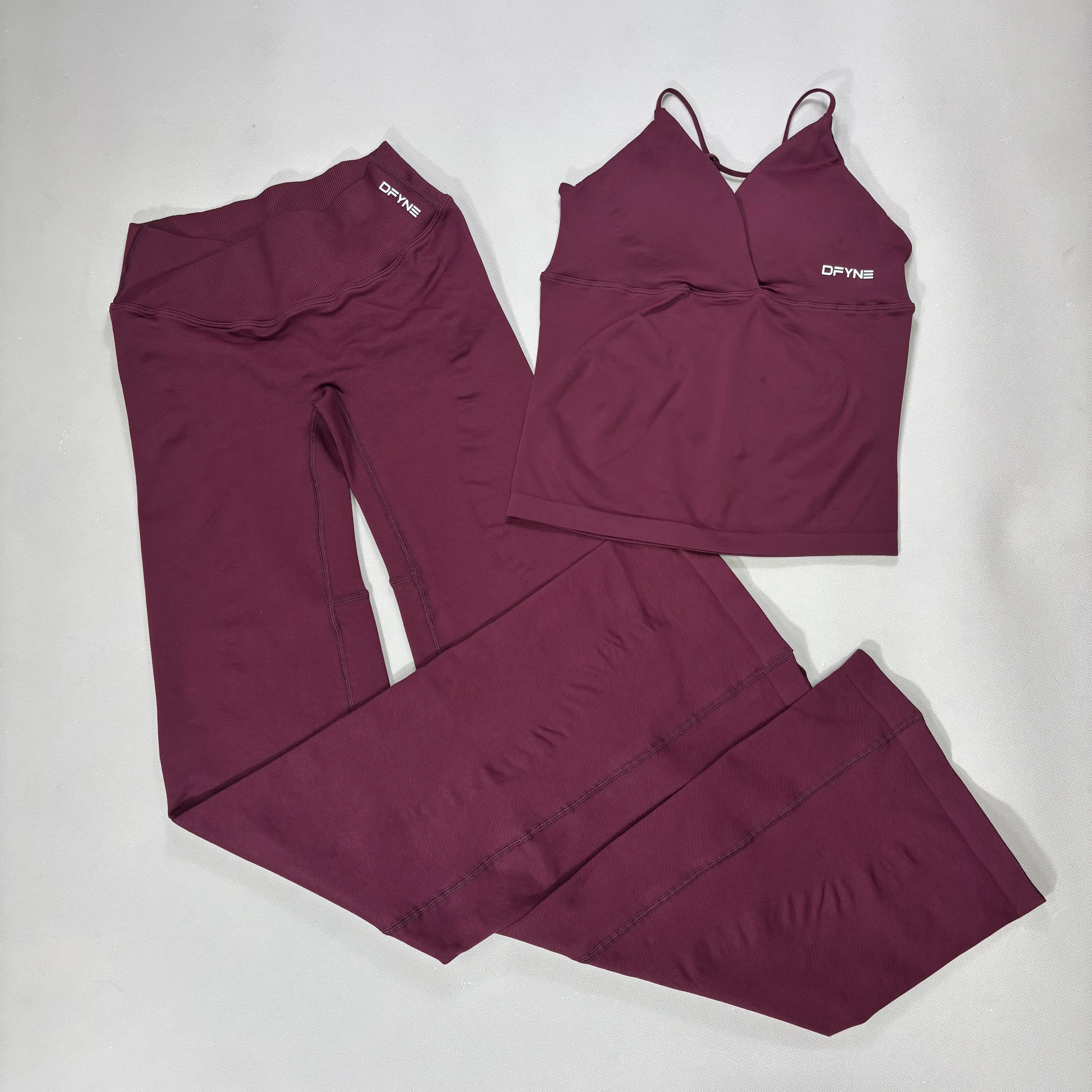 DFYNE Flare Yoga Set Women, V Neck Tank Top & V Waist Bell Bottom Leggings Gym Fitness Activewear Outfit