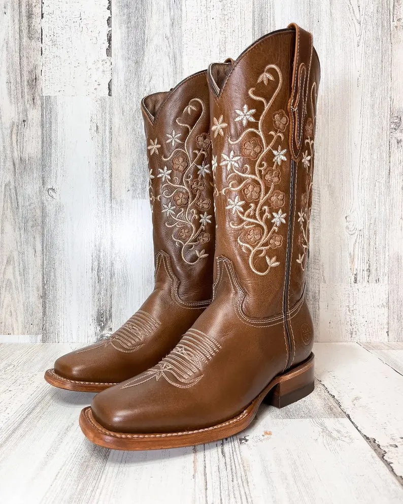 Handmade Leather Floral Embroidered Boots / Mexican Artisanal Women's Boots / Western Boots / Cowgirl Authentic Boots/ Women's Mexican Boots