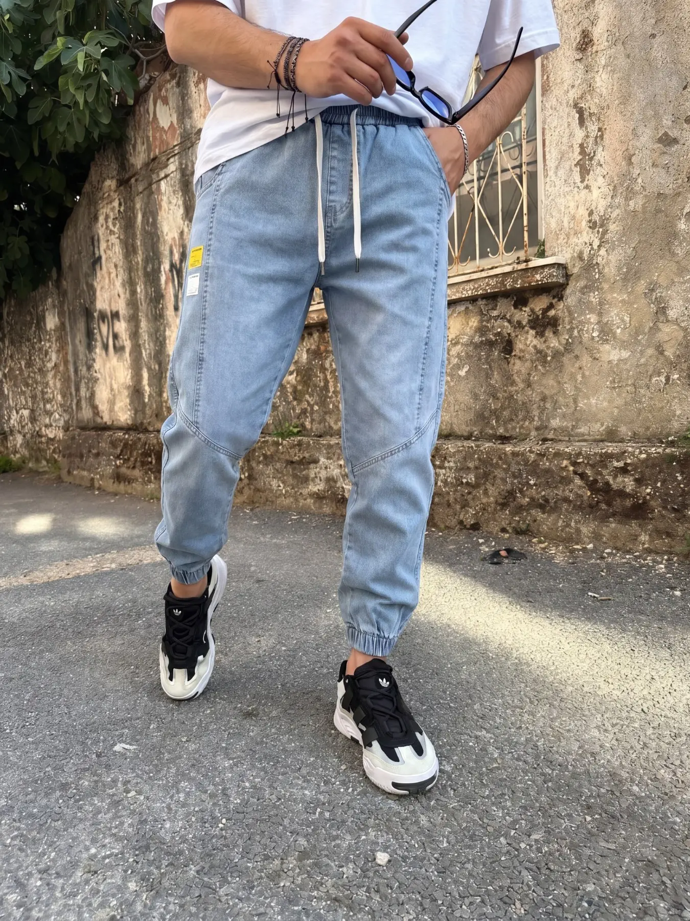 Men's Elastic Drawstring Cuffed Denim Jeans Pants Jean Pants Bottoms, Comfortable Stretch Fabric, Slim Fit Design, Perfect Gift for Husband or Boyfriend, All-Season Wear