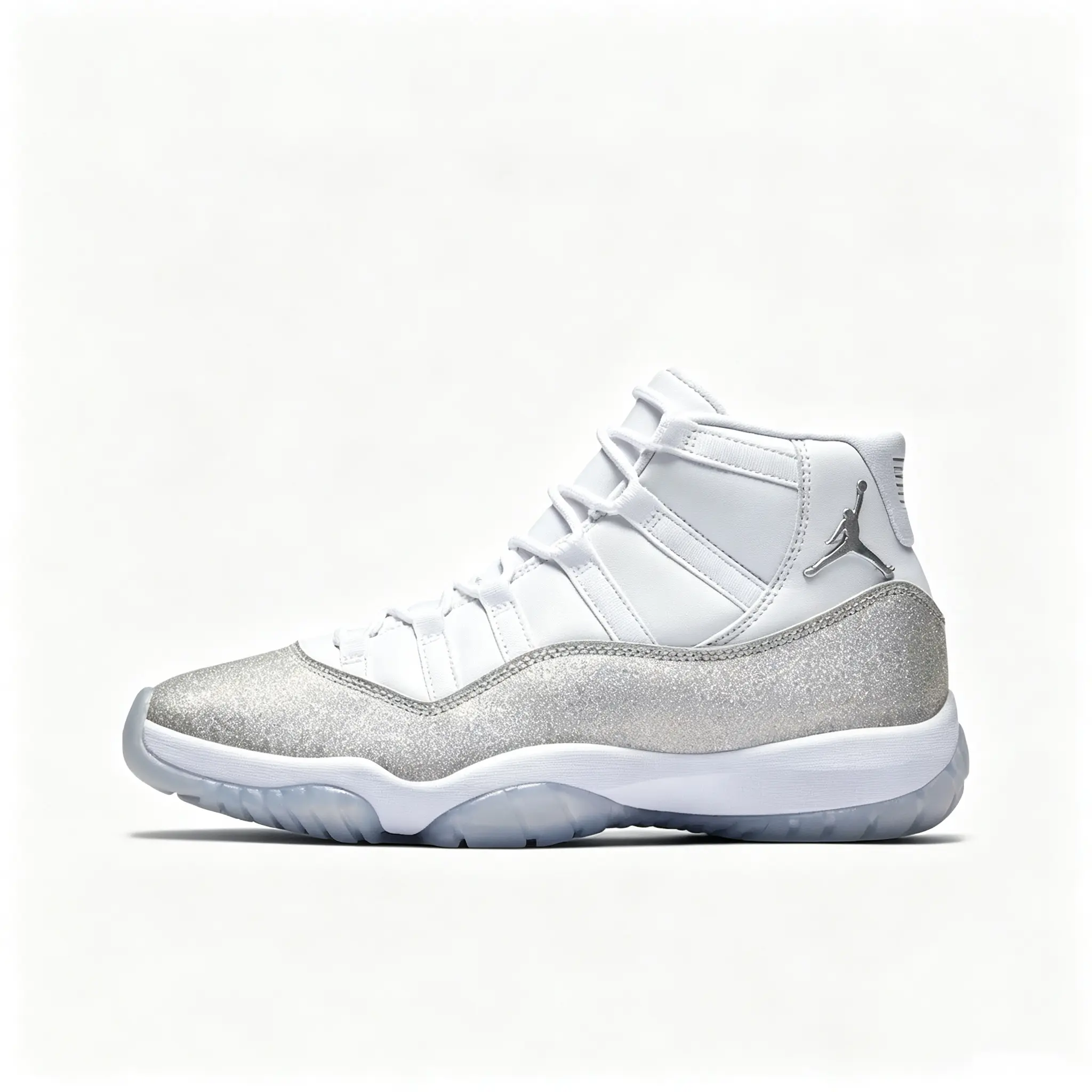 High‑Top Retro Basketball Sneakers White Toe And Collar Silver Glitter Textured Upper White Midsole Clear Ice Translucent Rubber Outsole Shock‑Absorbing Street Trend Sport Footwear