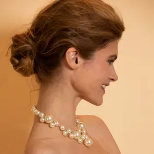 Chunky pearls necklace  moder choker necklace  Trendy jewelry Gift  statement Necklace