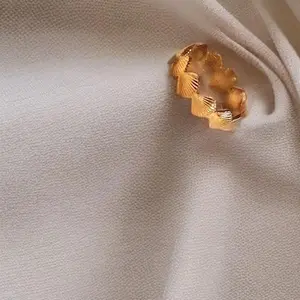 Gold Seashell Ring Stack