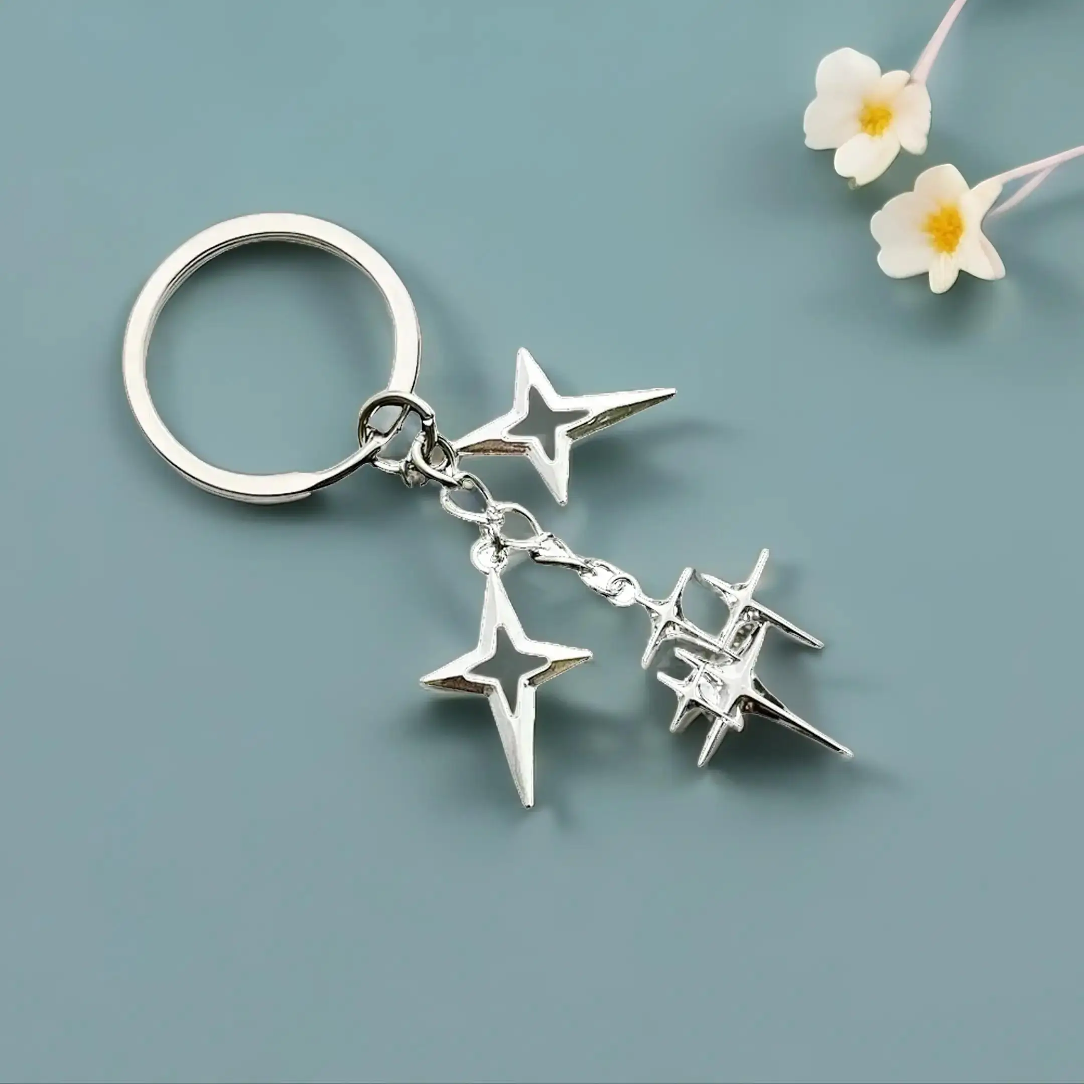 Creative Star Design Keychain, Portable Fashionable Keychain for Car Keys, Trendy All-match Keychain for Women & Men Gift, Charms