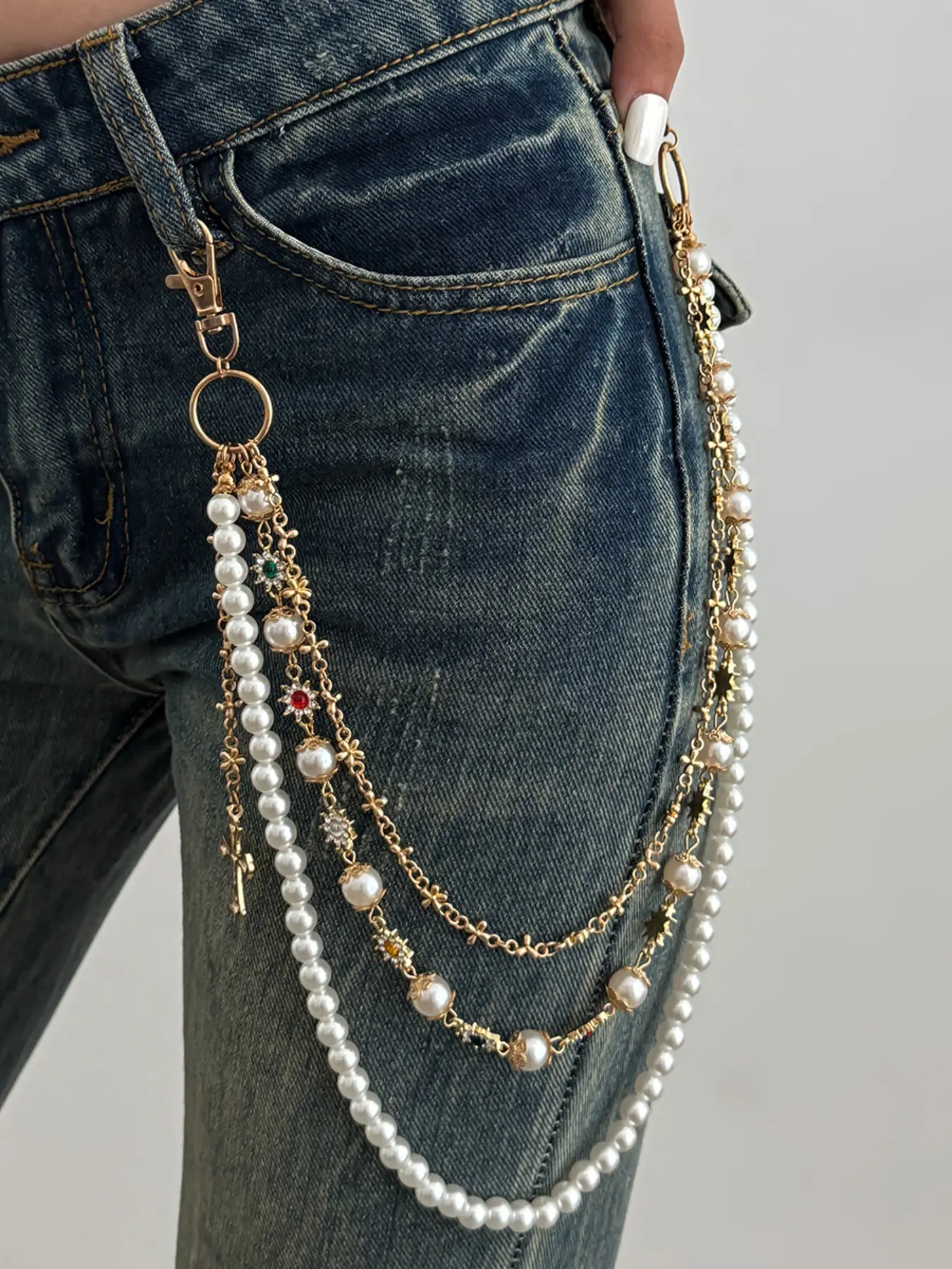 Vintage Glamorous Colored Diamond & Imitation Pearl Waist Chain for Ladies, Trendy Cross Pants Chain for Decorative Styling