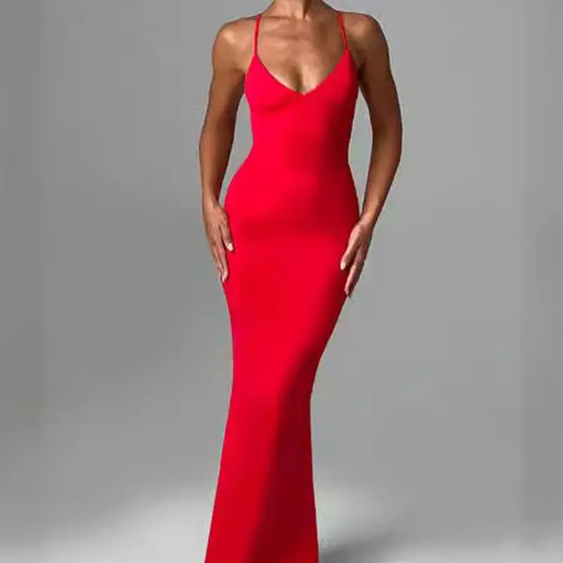 Scarlet Open Back Maxi Dress | Women's Backless Cross Shoulder Strap Pleated Dress
