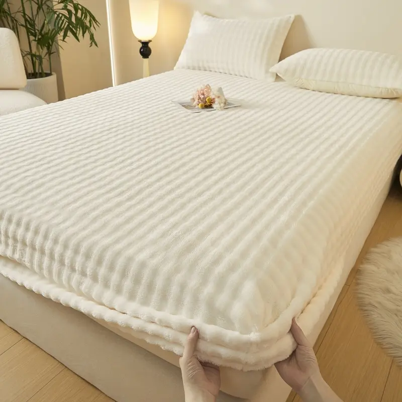 1pc Ultra Soft Faux Rabbit Fur Plush Bed Cover, Polyester Bedding, Elastic Fitted & Machine Washable, Warm Light Beige, Skin-Friendly, Non-Shedding & No Fading, Fluffy Cozy Bedding, Home Décor