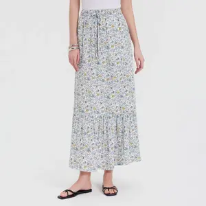 Women's Mid-Rise Tiered Skirt - Universal Thread