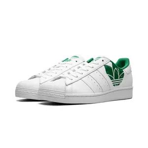 Superstar "Green Trefoil" FY2827 Superstar "Green Trefoil" FY2827