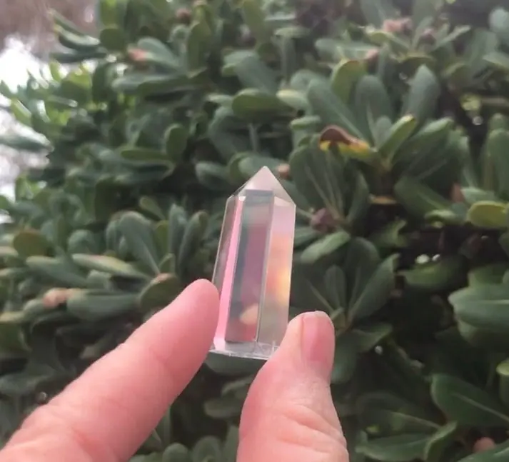 Mini Clear Quartz Tower – Raw Crystal Point for Energy Amplification, Clarity & Meditation