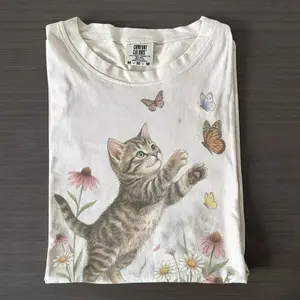 Comfort Colors Vintage Cute Kitten Butterfly 90s Graphic Tshirt, Retro Cottagecore Spring Flowers Unisex TShirt