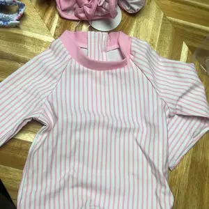 SummerVibes Infant Baby Girl Swimsuit One-Piece Long Sleeve Rash Guard with Hat Set Floral Zipper Bathing Suit Leopard Beach Wear Swimmingoutfit Swimoutfit Baby Clothing