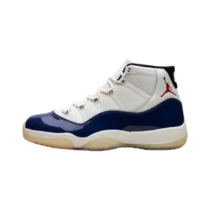 Air Jordan 11 Retro "Rare Air"