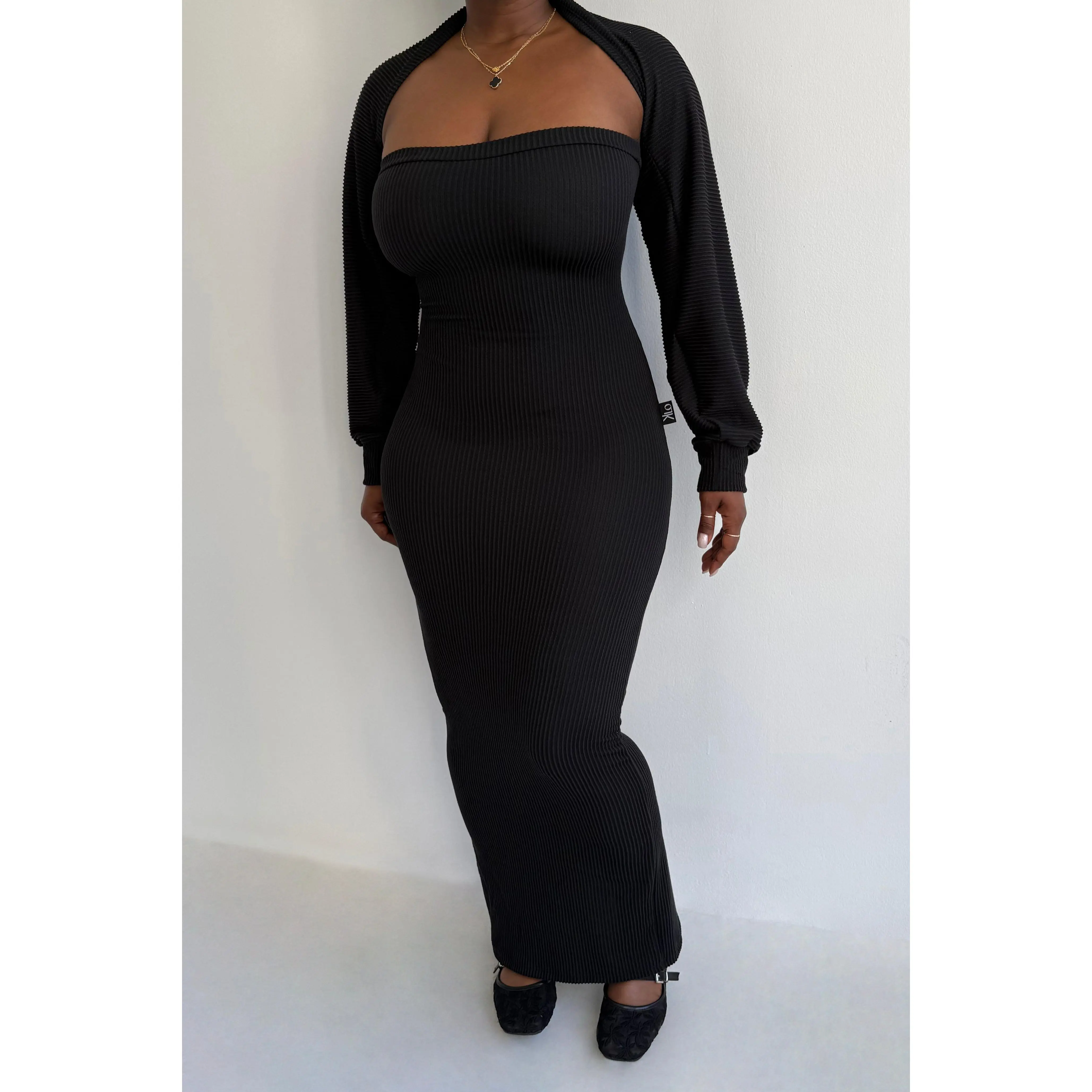 Simone Shrug (Black)