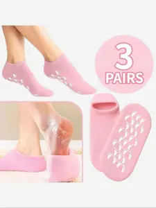 3 Pairs of Moisturizing Gel Socks Gentle hydrating foot moisturizer spa treatment and foot care socks Ideal for dry, cracked heels and calluses Gel spa socks for restorative care
