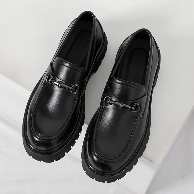 Unisex Fashion Casual, Slip-On Flat Loafers with Thick Sole, Round Toe Shoe, Sizes 38-46, Versatile and Comfortable Footwear