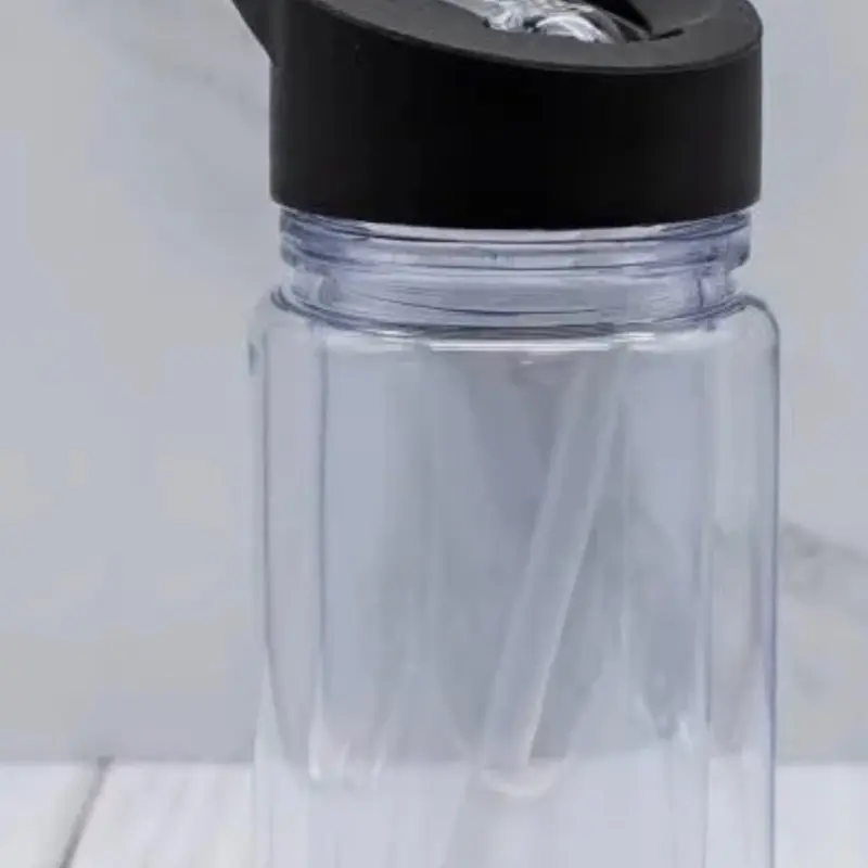 Kids snowglobe one tumbler