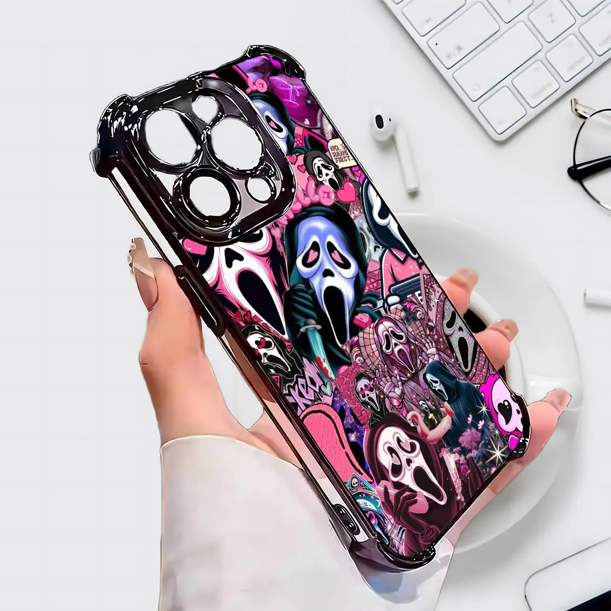 Scream Cartoon Phone Case with Pink Hearts Cute Horror Design for Women Girls Compatible with iPhone 11/12/13/14/15/16 (Pro Max/Plus)