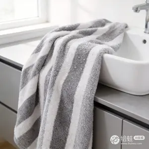 Premium Striped Microfiber Towel Collection, 8-Piece Complete Set, Fast Drying Absorbent Towels for Daily Use & Gifting