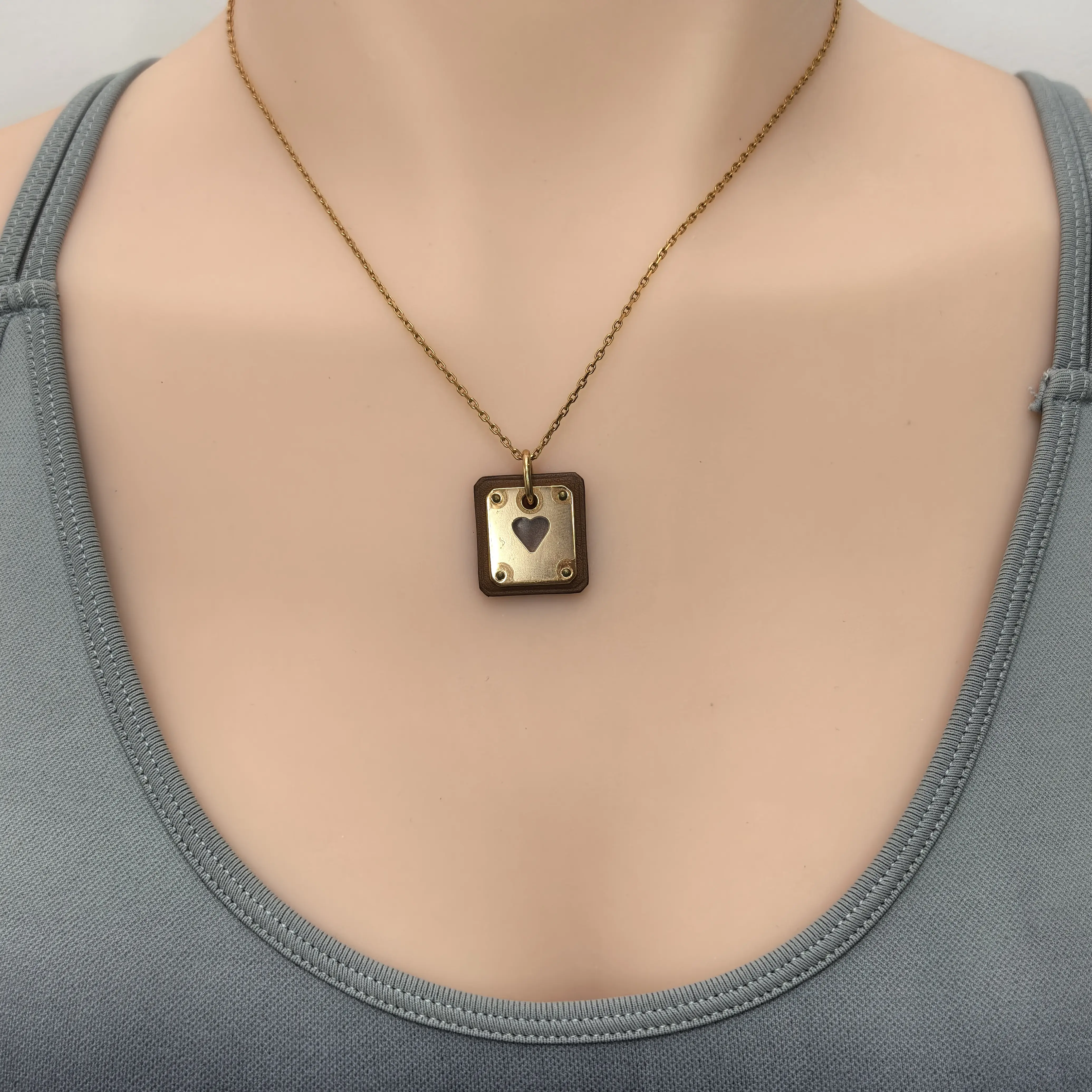 Pre-owned Hermès Hollow Heart Square Tag Double Layer Gold Plated Chain Necklace B8061802
